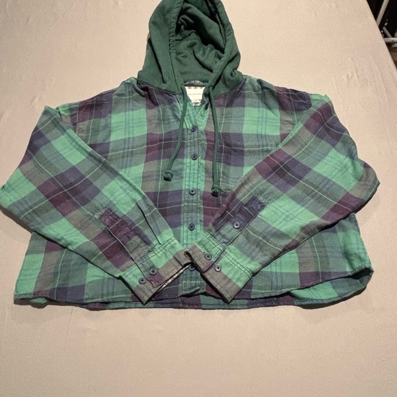 American Eagle Hooded Flannel Shirt Womens Large Green Purple Plaid Cropped L - Picture 2 of 7